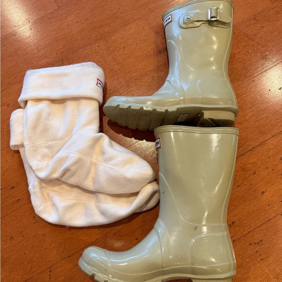 Women’s Hunter Boots with removable fleece insert - Picture 8 of 9